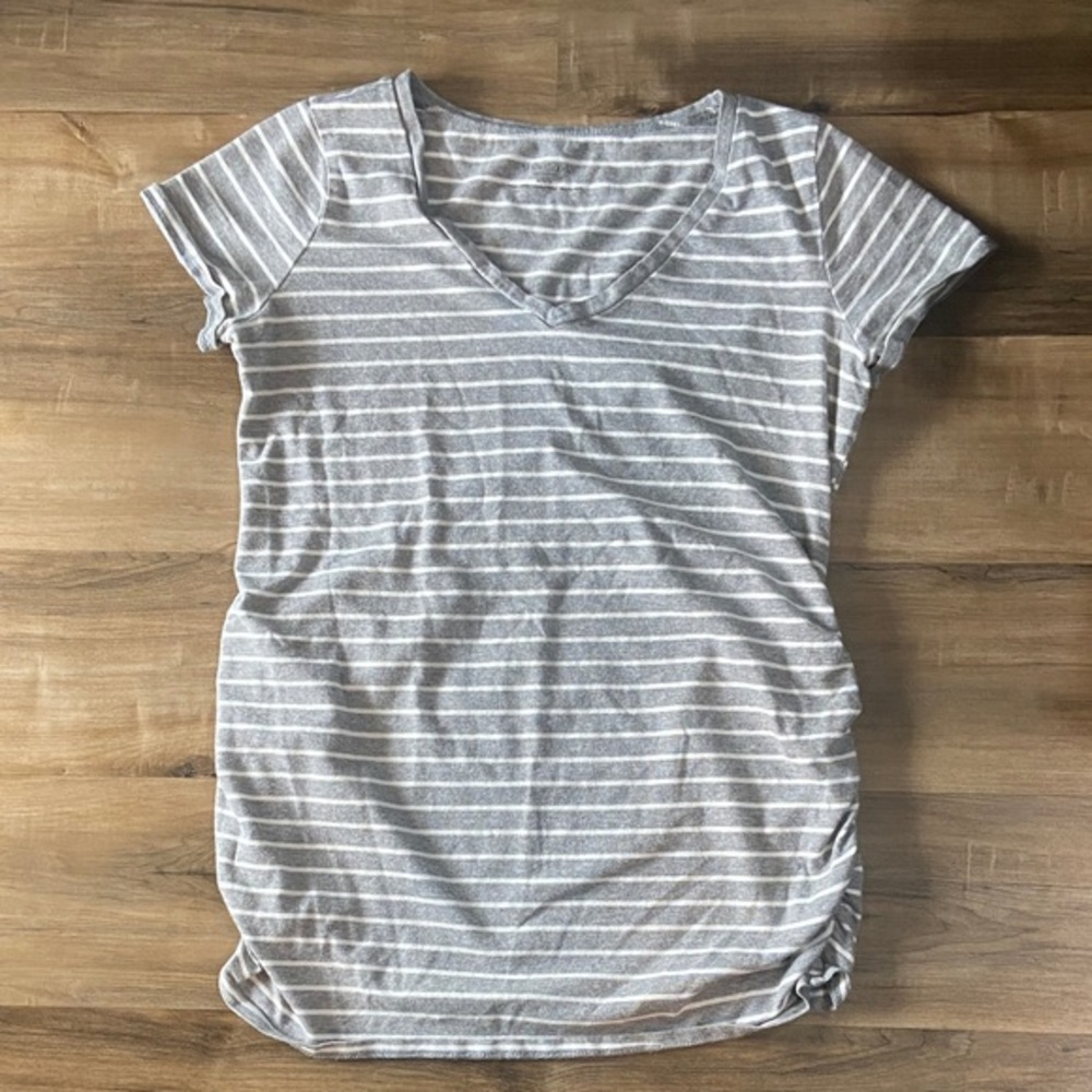 Motherhood Gray and White Striped Short Sleeve Top